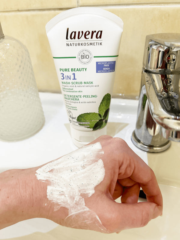 Lavera Pure Beauty Čistiaci gél, peeling a maska 3v1 <tc>BIO</tc> (125 ml)