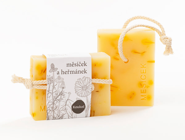 Koukol Soap Factory Tuhé mydlo na suchú pokožku - nechtík a harmanček (90 g)